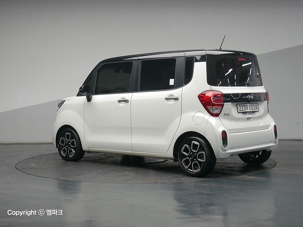 2018 KIA THE NEW RAY 1.0 gasoline Prestige