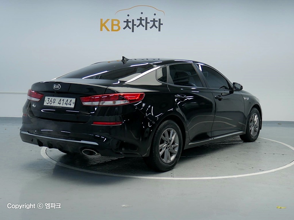2019 KIA THE NEW K5 2.0 gasoline luxury