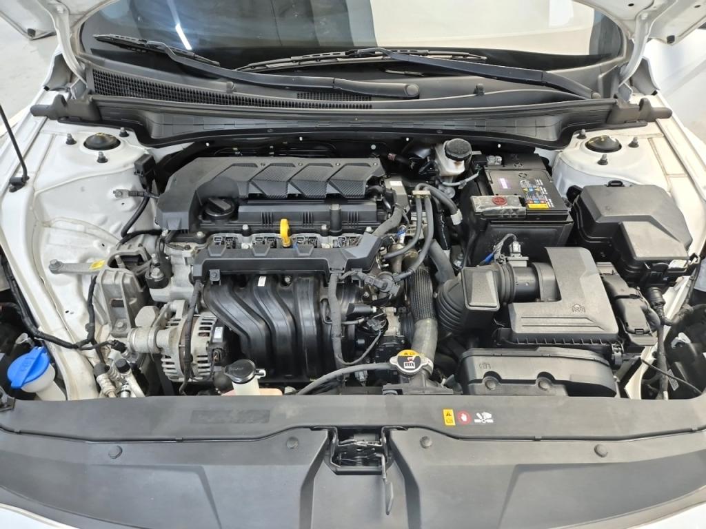 2021 HYUNDAI AVANTE (CN7) 1.6 gasoline Modern