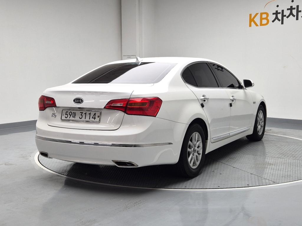 2010 KIA K7 LPI Rental Car Prestige Premium