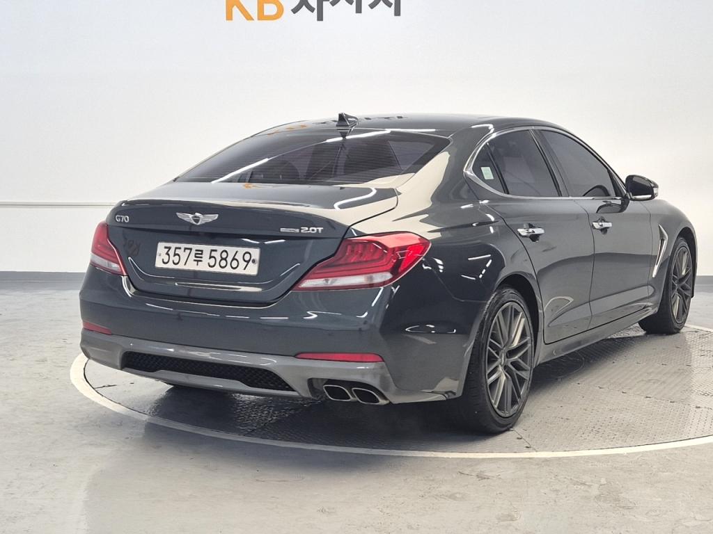 2019 GENESIS G70 2.0T AWD elite
