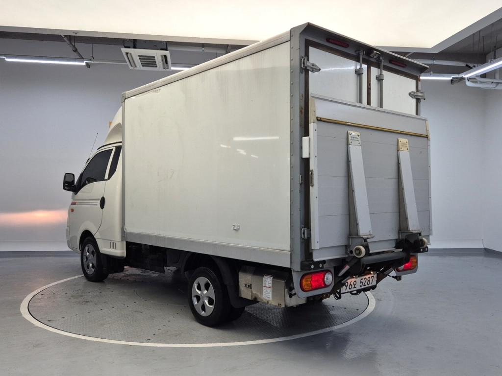 2018 HYUNDAI PORTER II High frozen tower Super Cap Twin Company