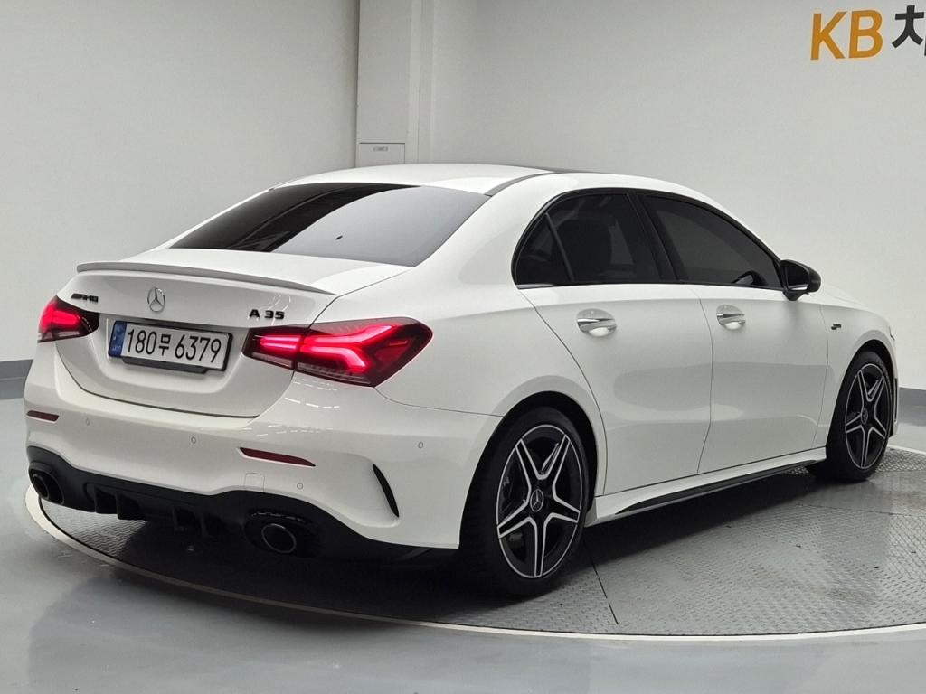 2023 BENZ A CLASS (4Gen) A35 AMG 4matic sedan