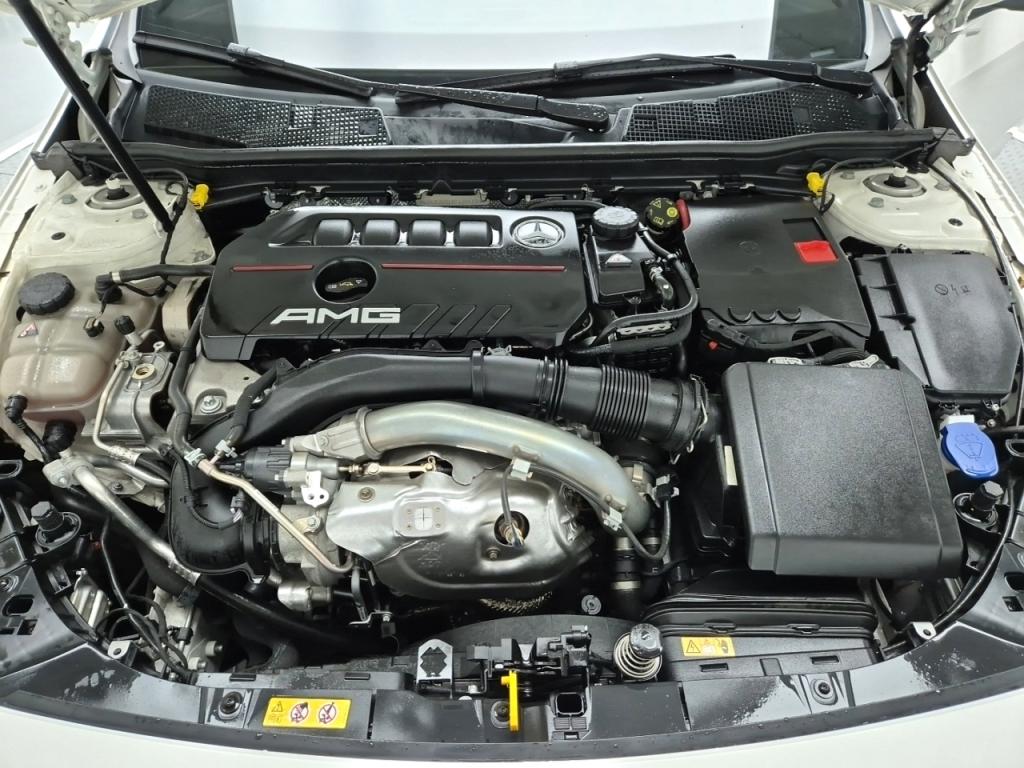 2023 BENZ A CLASS (4Gen) A35 AMG 4matic sedan