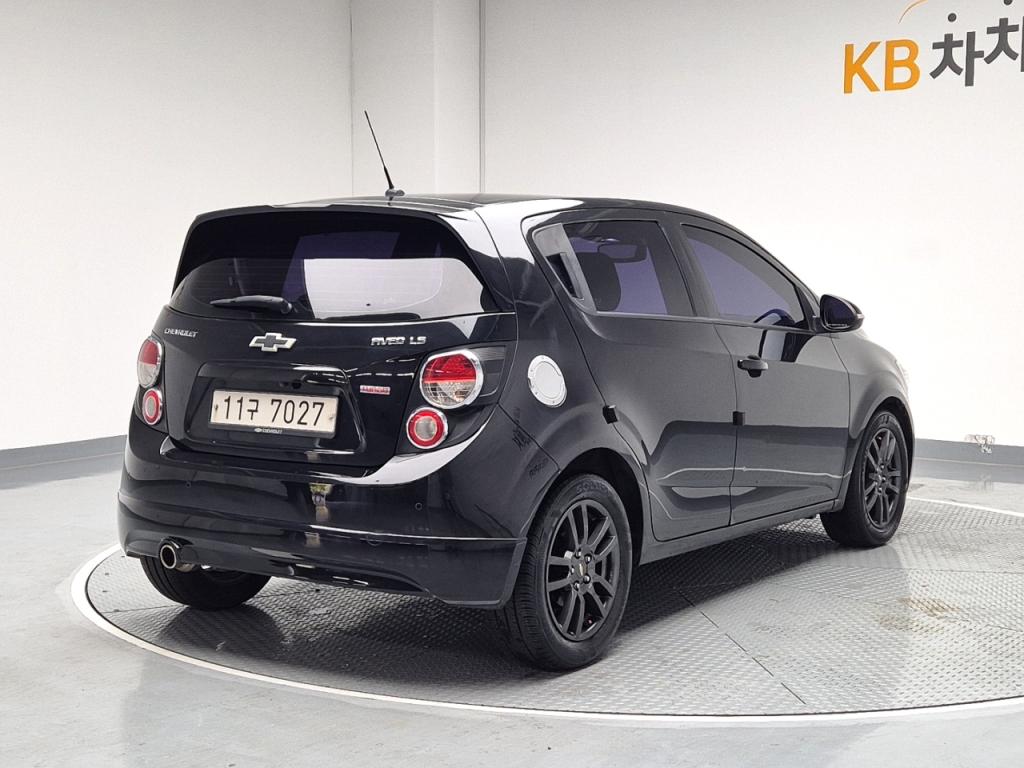 2015 CHEVROLET(GM) AVEO 5 Door 1.4 Turbo Ls sports