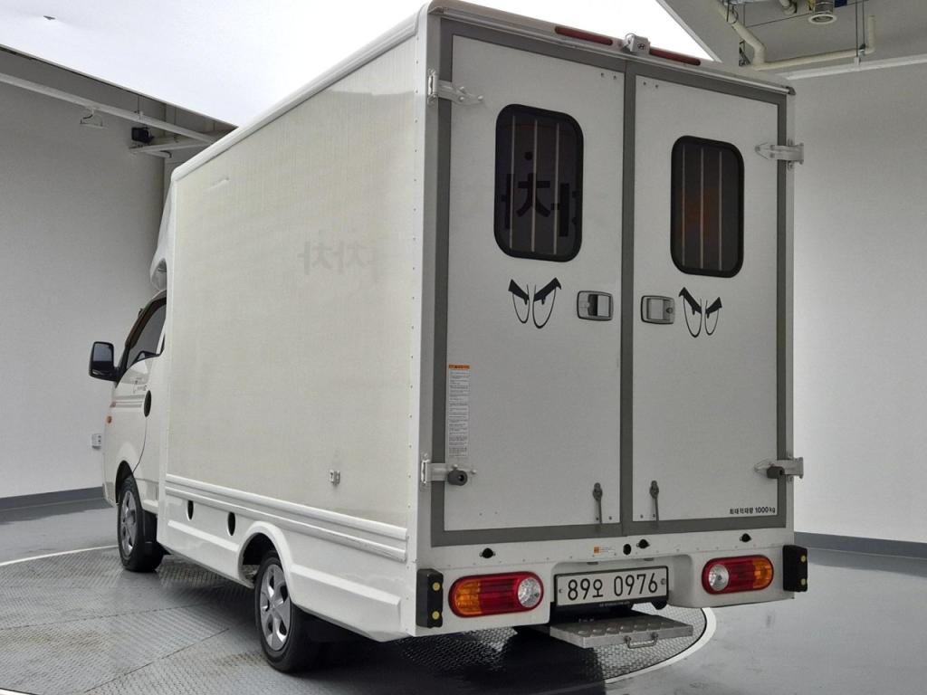 2018 HYUNDAI PORTER II City