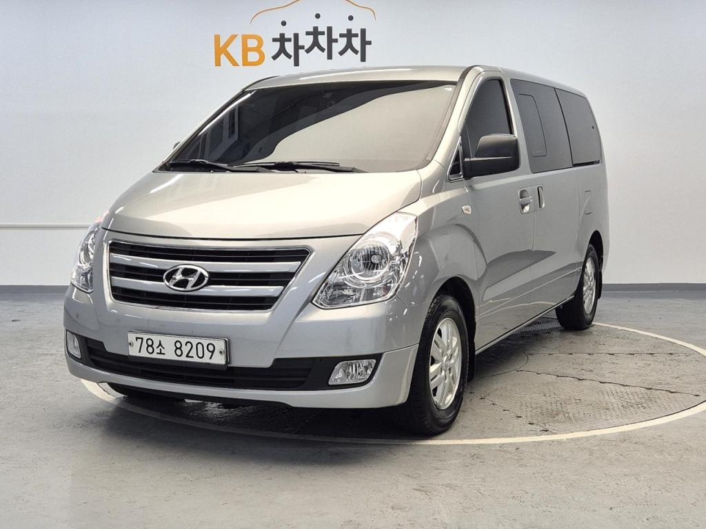 2017 HYUNDAI GRAND STAREX Camping car