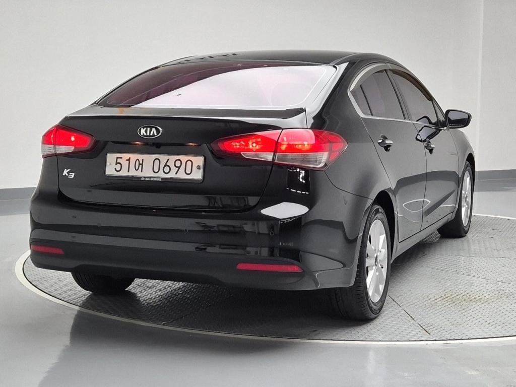 2016 KIA THE NEW K3 1.6 GDI Trendy
