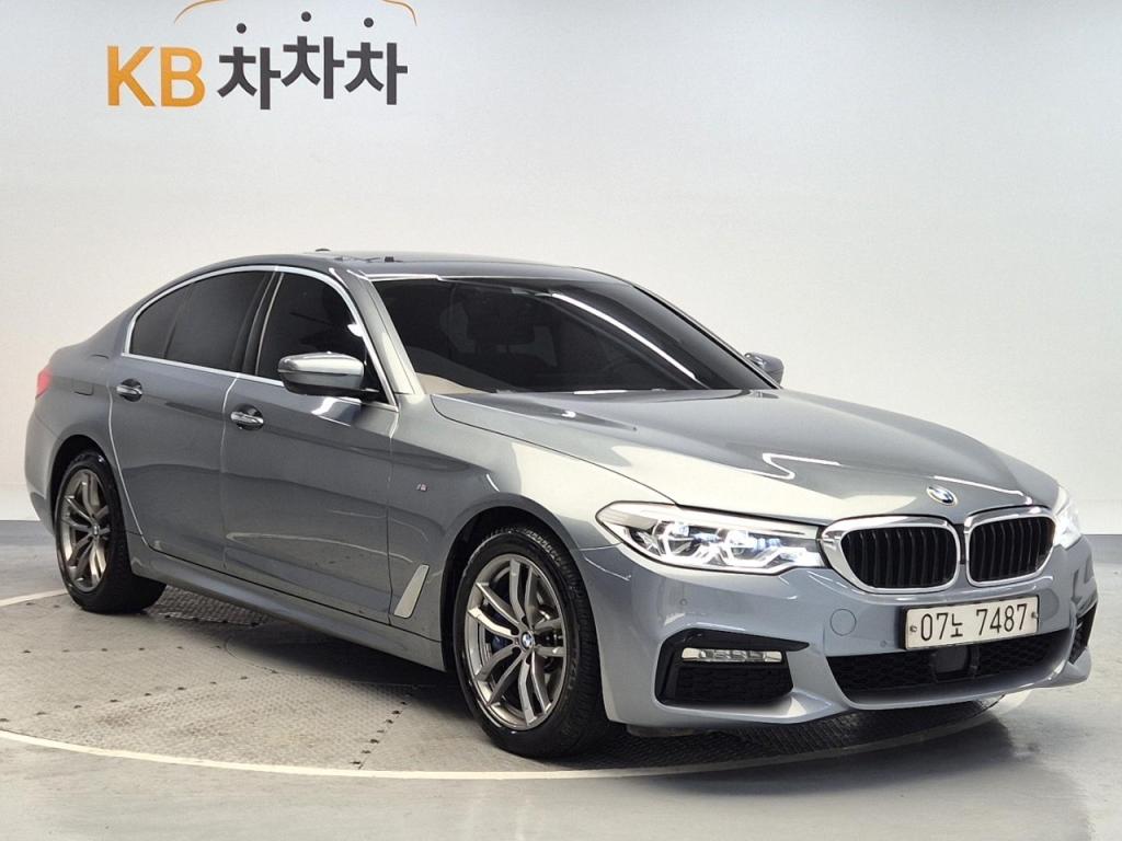 2018 BMW 5 SERIES (7Gen) 530i M Sports Pack Plus