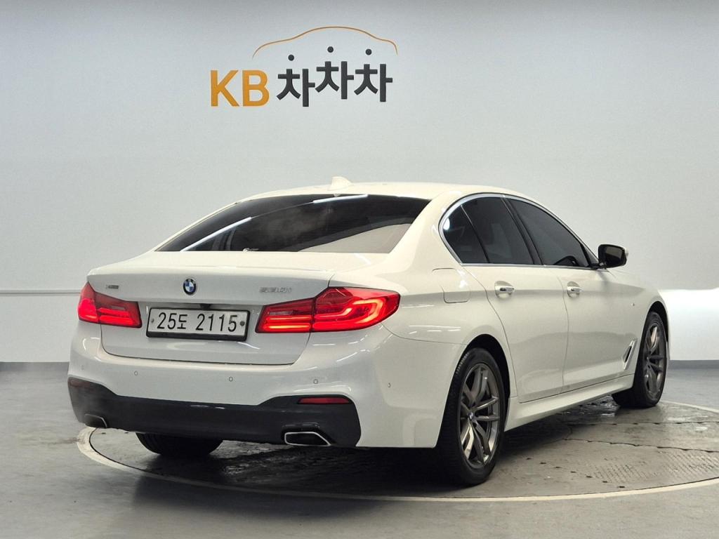 2018 BMW 5 SERIES (7Gen) 530i xDrive M Sports Pack Plus