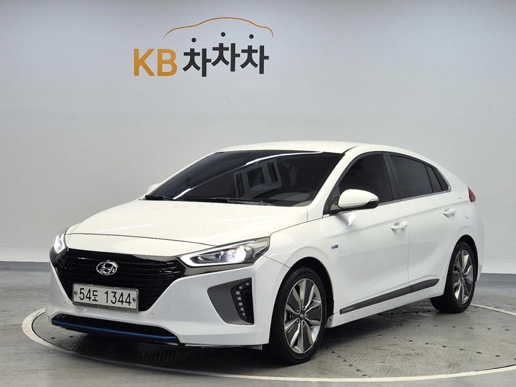 2016 HYUNDAI IONIQ Q