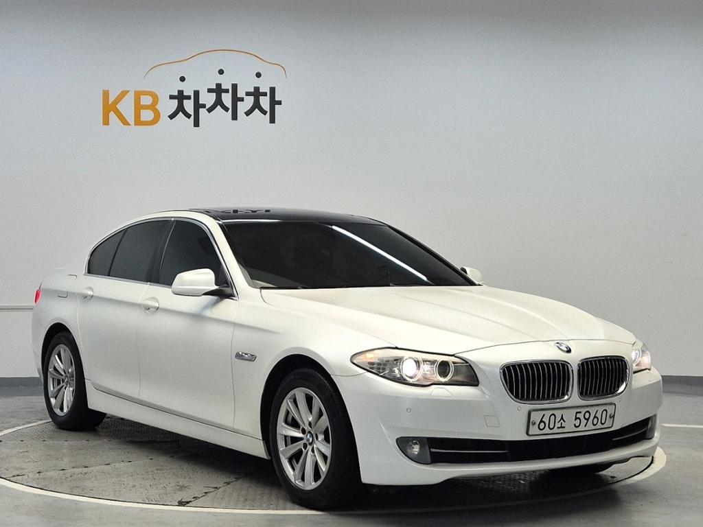 2013 BMW 5 SERIES (6Gen) 