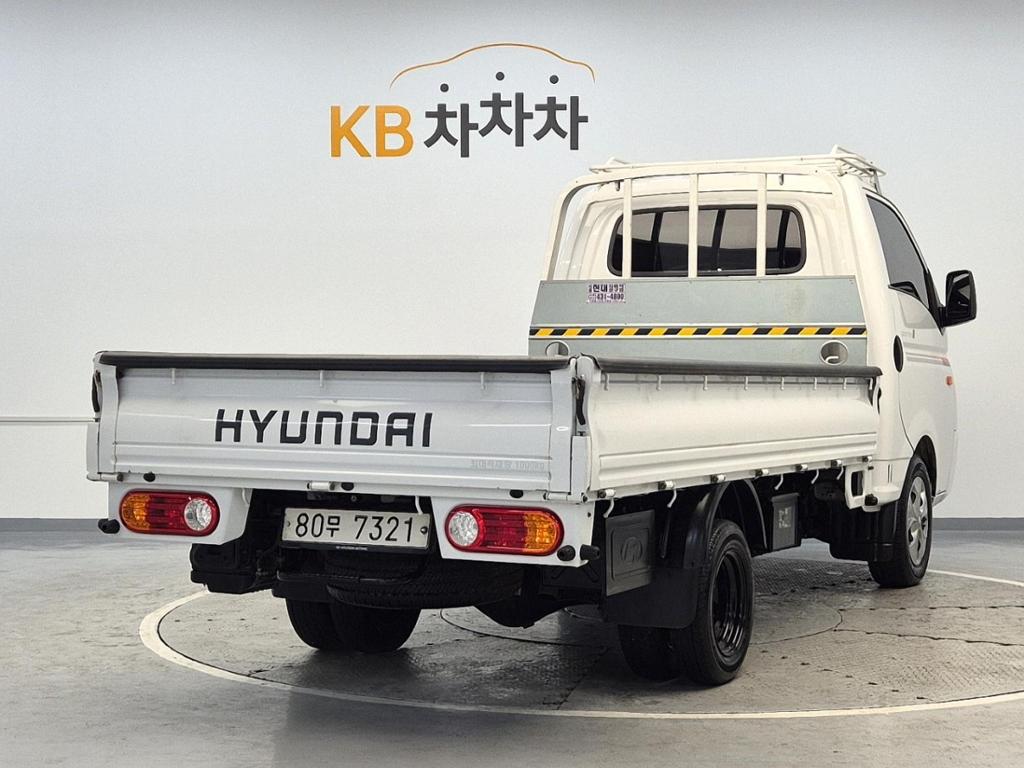 2022 HYUNDAI PORTER II 