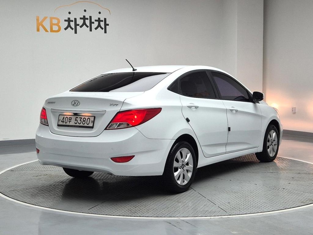 2016 HYUNDAI ACCENT (NEW) 