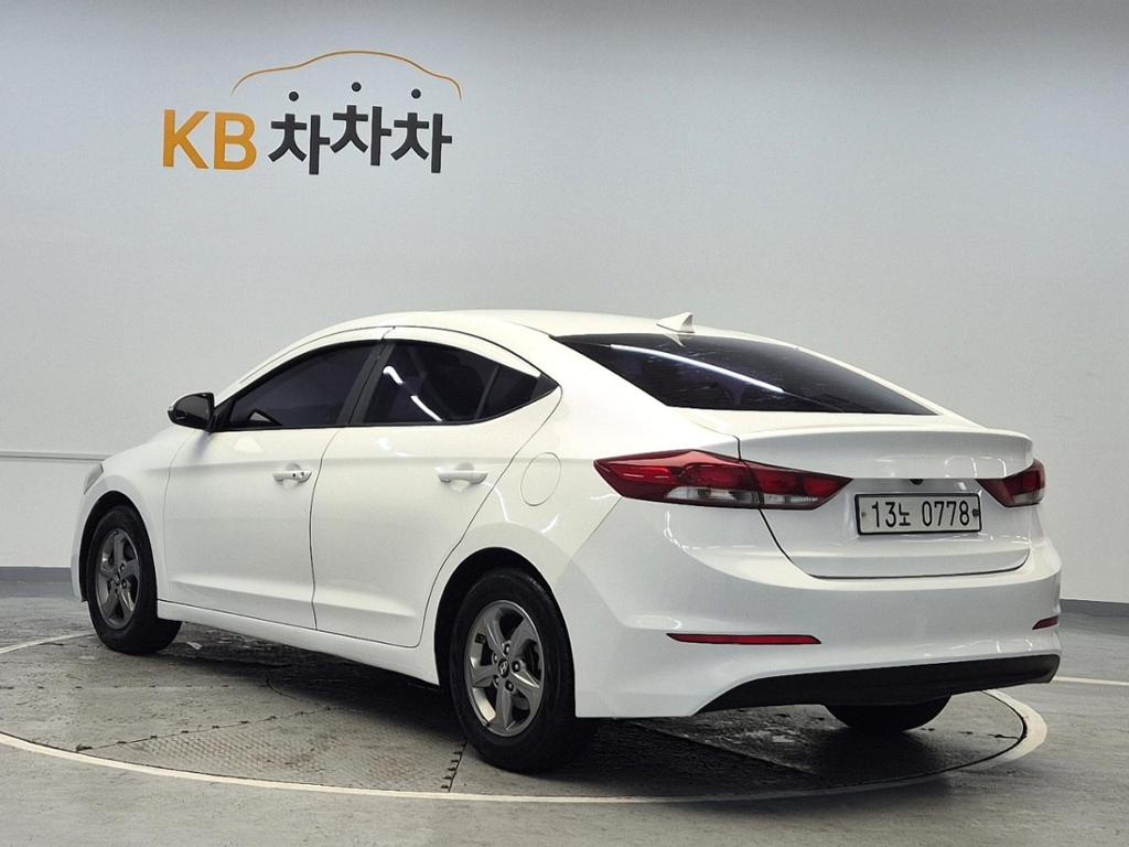 2016 HYUNDAI AVANTE AD 
