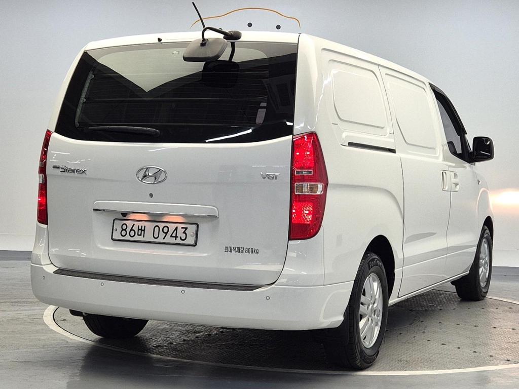 2019 HYUNDAI THE NEW GRAND STAREX 
