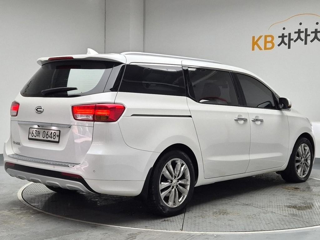 2017 KIA ALL NEW CARNIVAL 