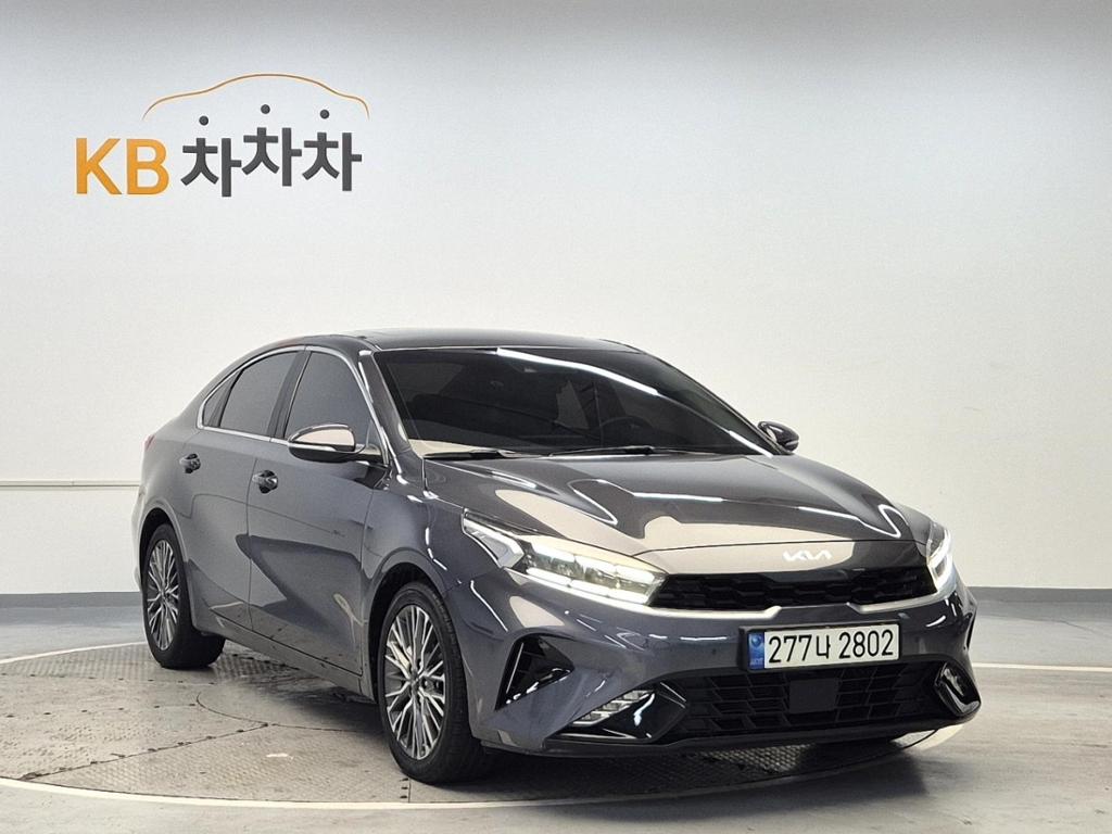 2022 KIA THE NEW K3 