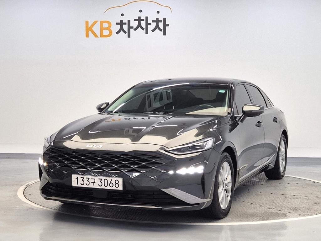2022 KIA K8 