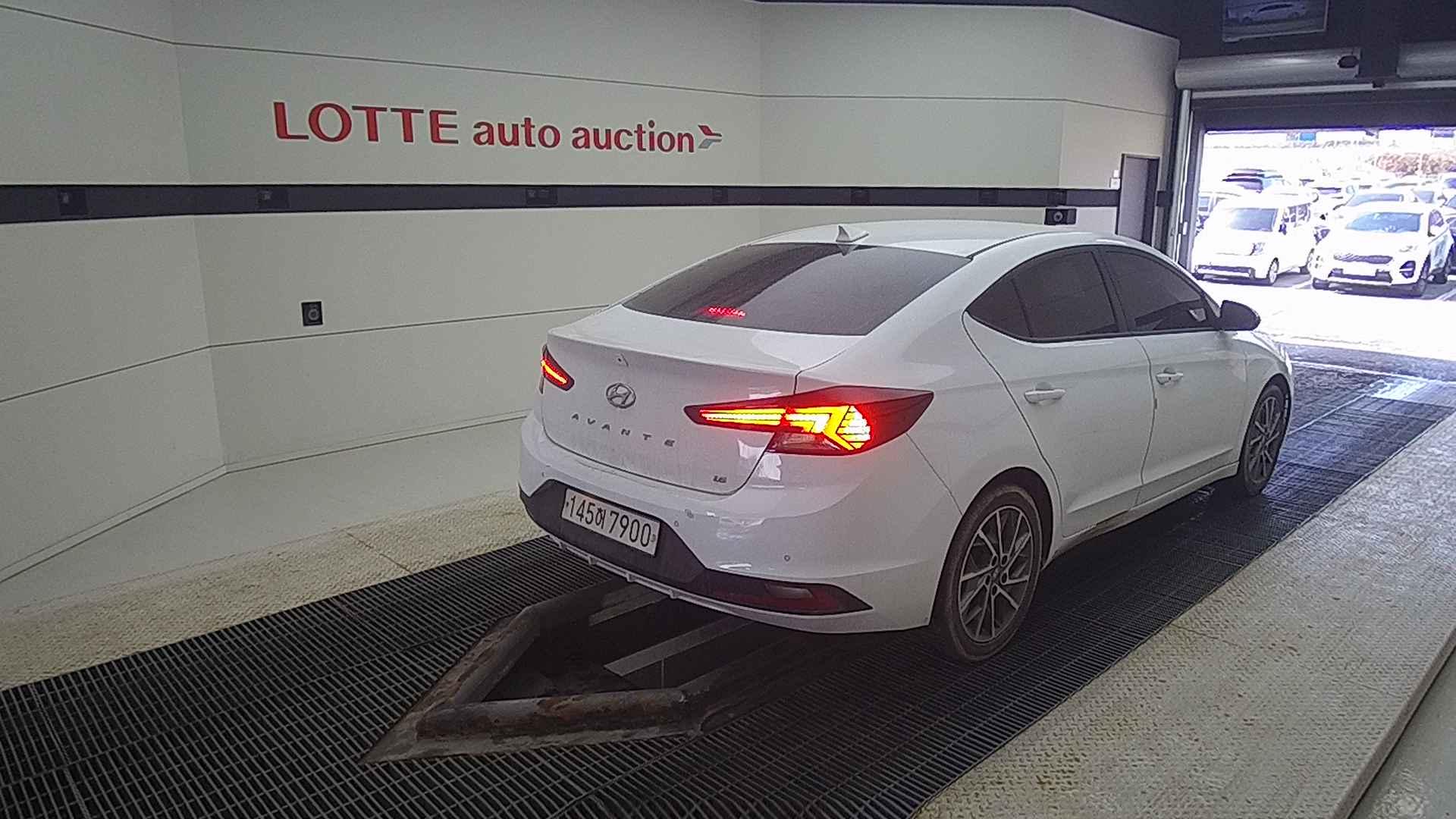 2020 HYUNDAI THE NEW AVANTE AD 1.6 Gasoline Smart