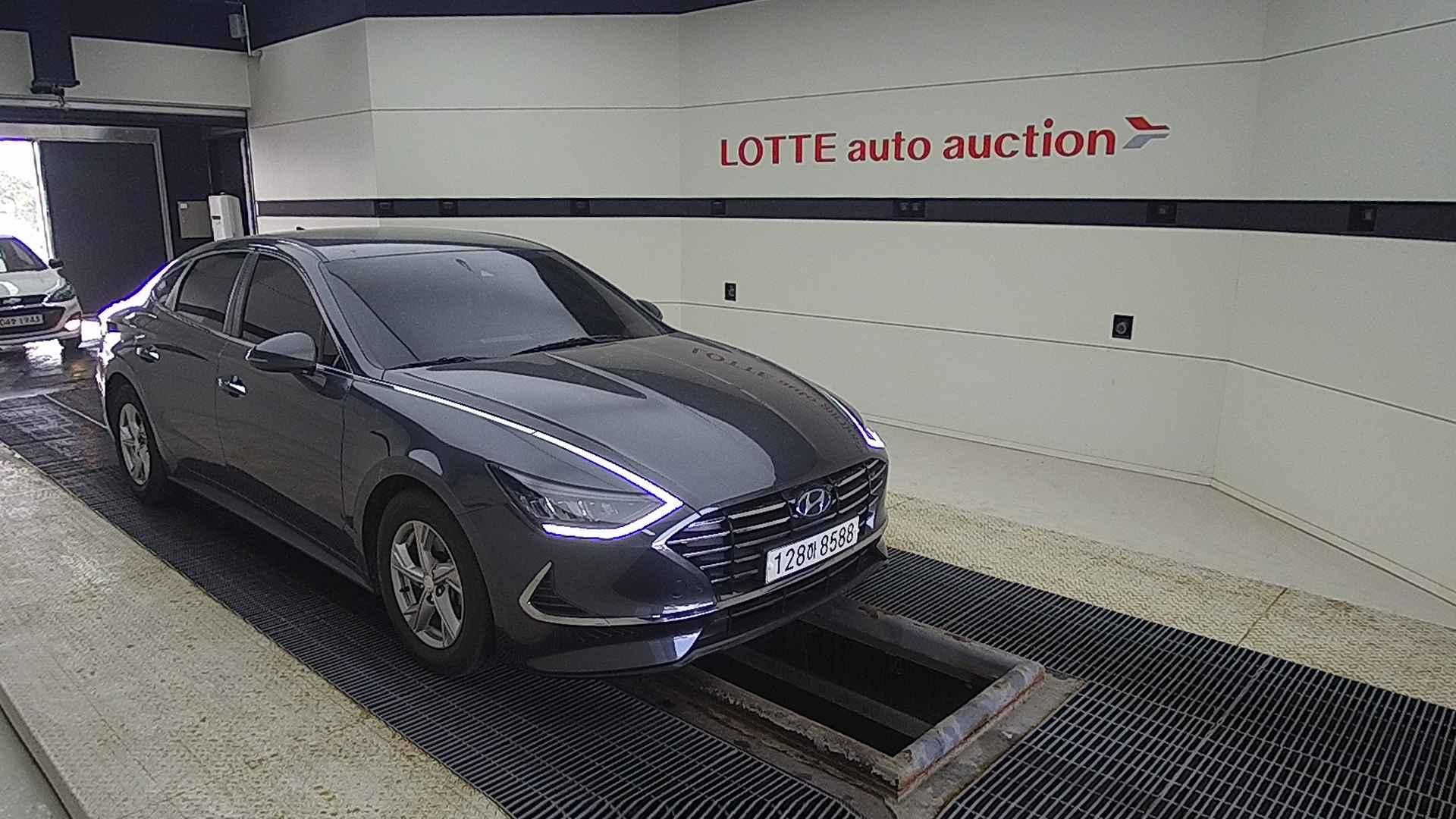 2020 HYUNDAI SONATA (DN8) G2.0 Premium