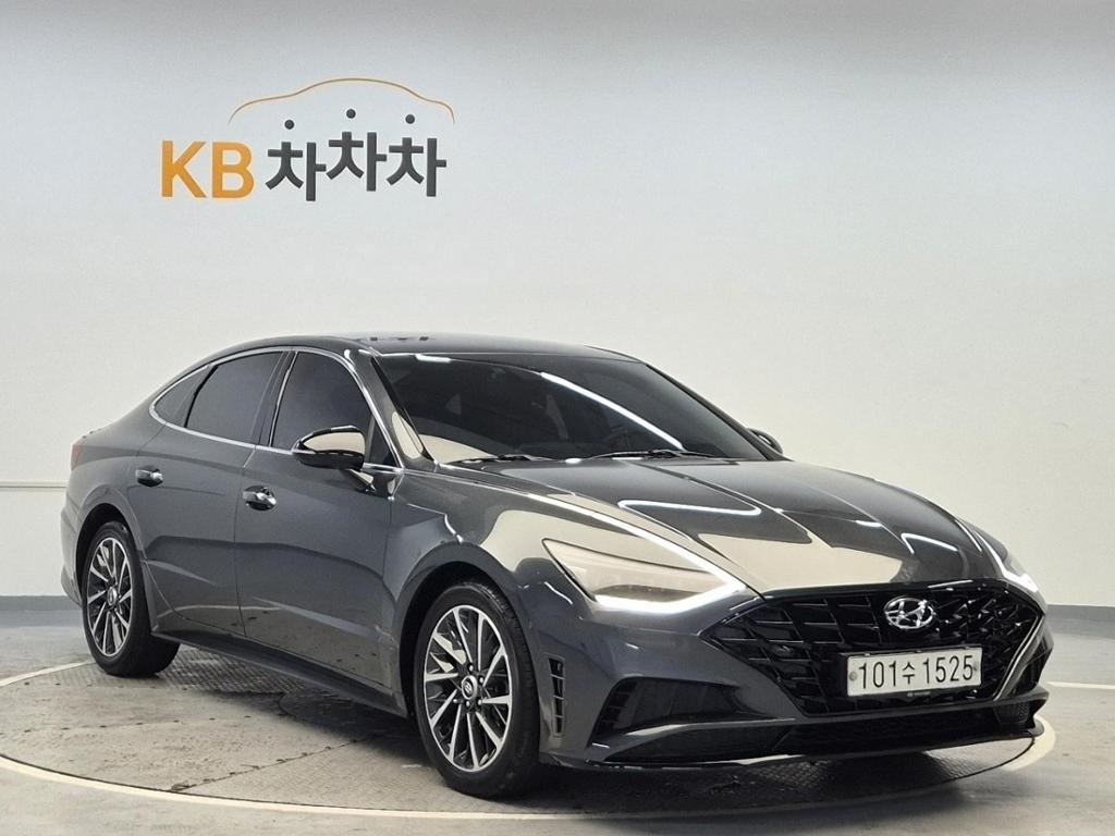 2020 HYUNDAI SONATA (DN8) 