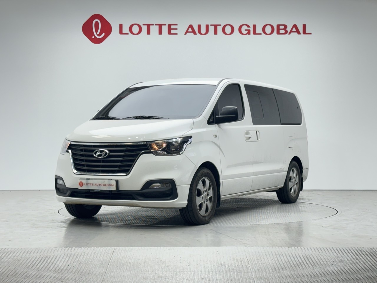 2021 HYUNDAI THE NEW GRAND STAREX 9seat Diesel Premium