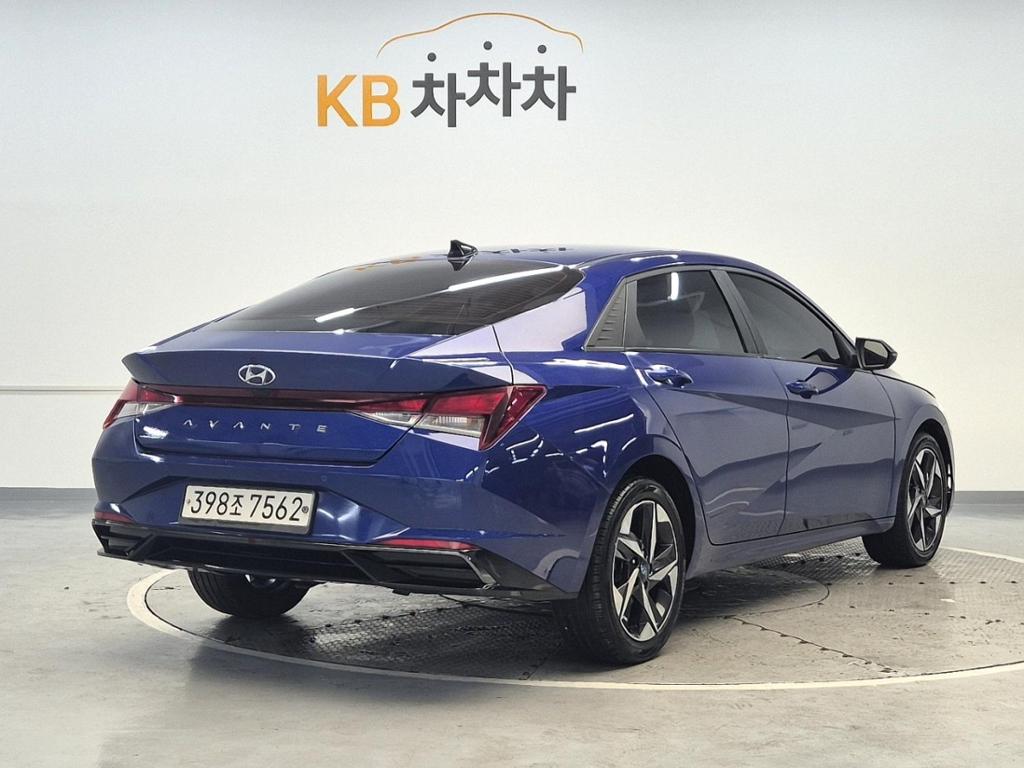 2021 HYUNDAI AVANTE (CN7) 