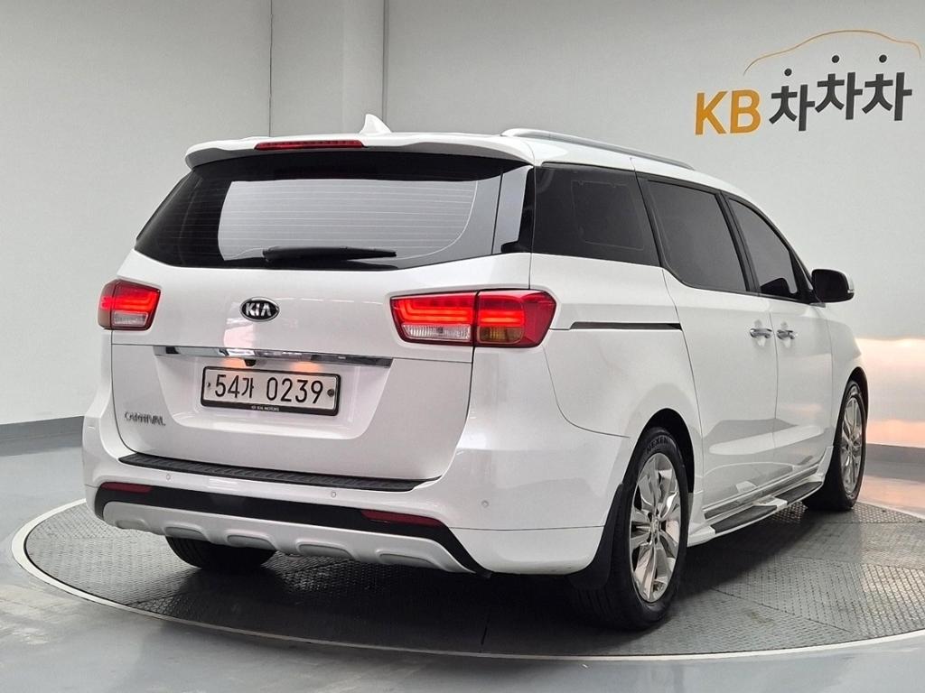2016 KIA ALL NEW CARNIVAL 