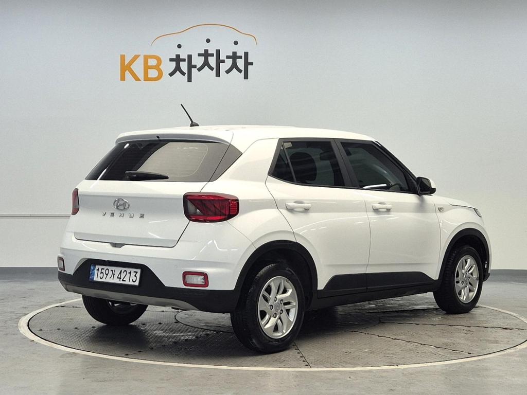 2020 HYUNDAI VENUE 