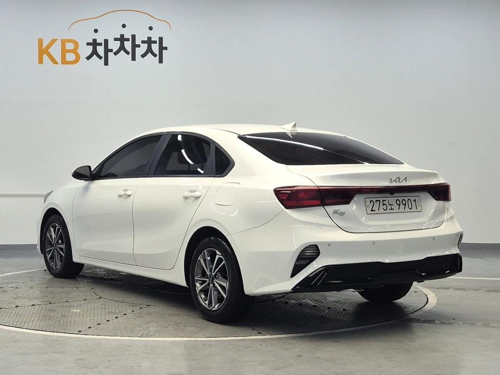2022 KIA THE NEW K3 