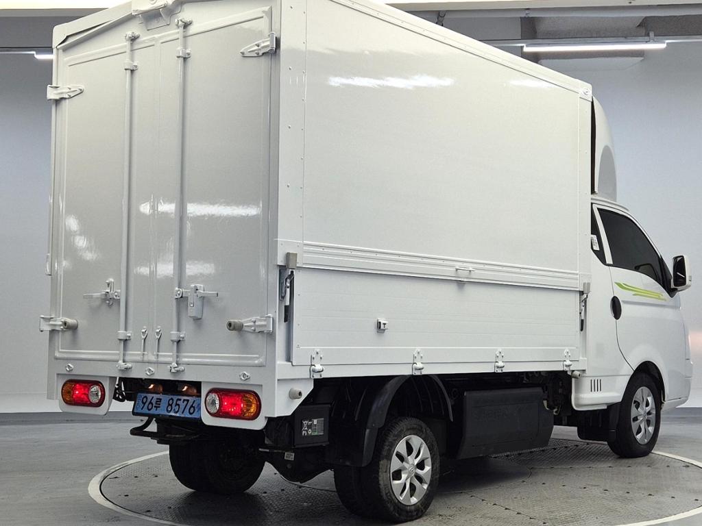 2022 HYUNDAI PORTER II ELECTRIC 