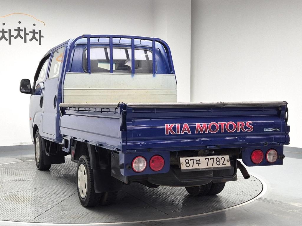 2013 KIA BONGO 3 