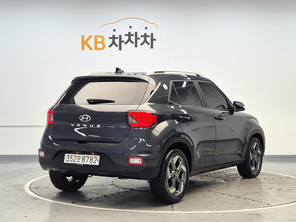 2020 HYUNDAI VENUE 