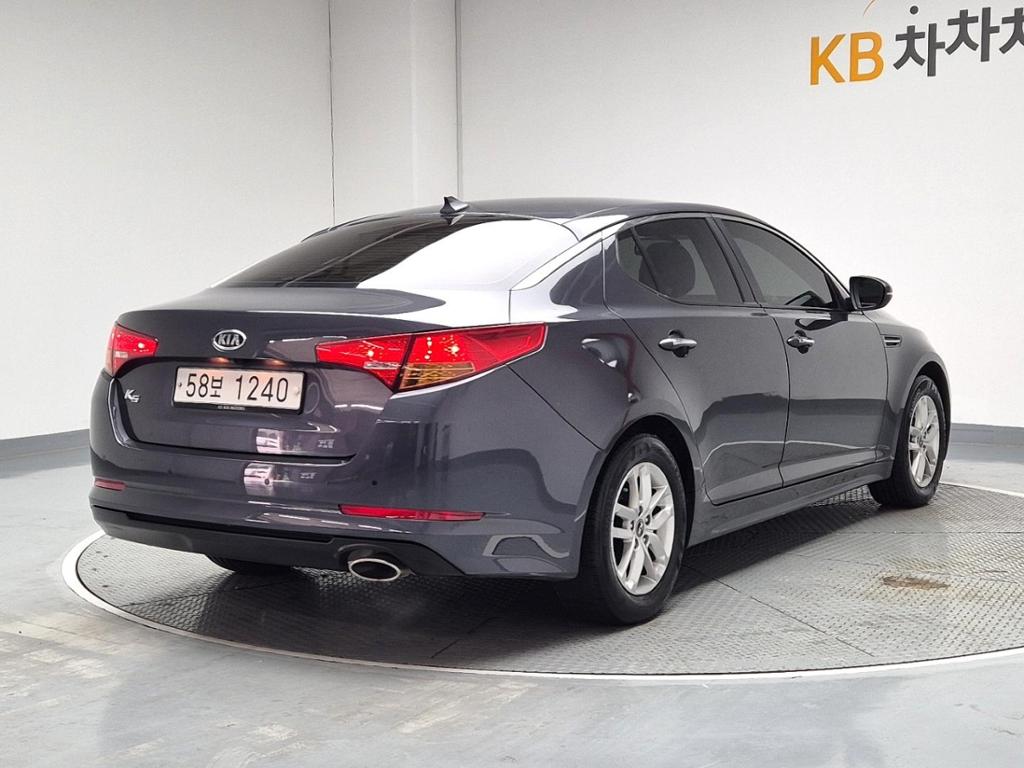 2012 KIA K5 