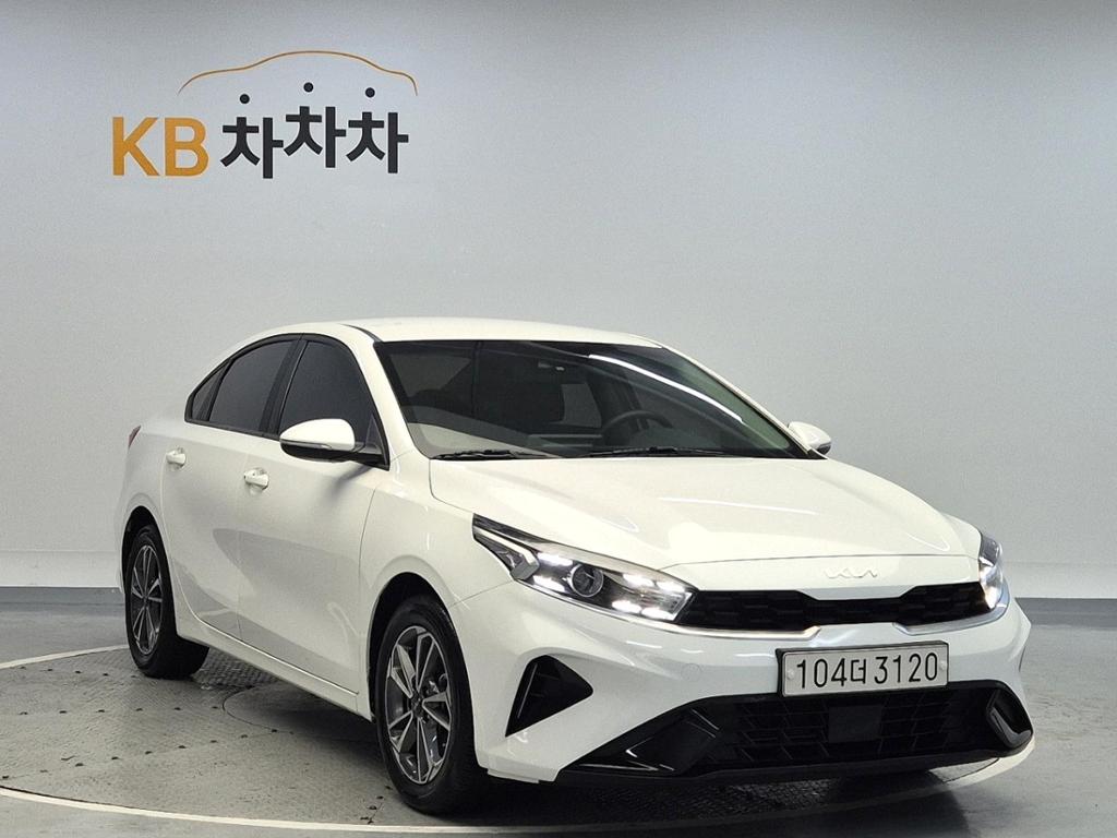 2022 KIA THE NEW K3 