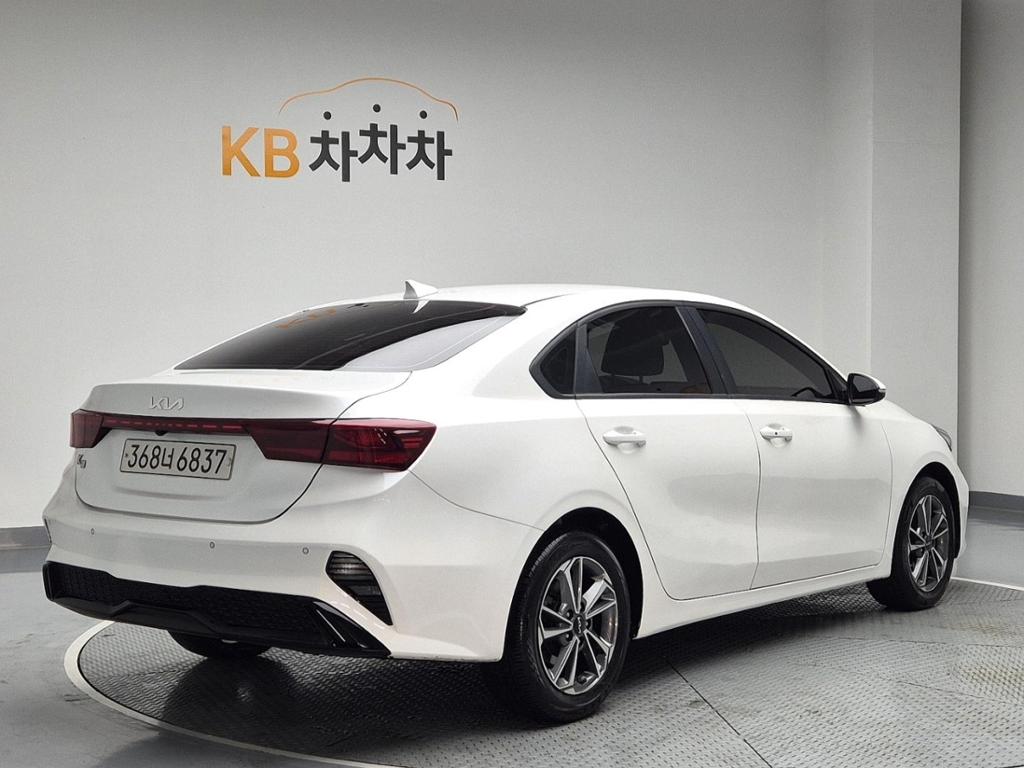 2022 KIA THE NEW K3 