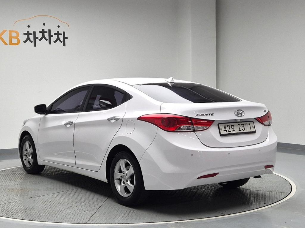 2014 HYUNDAI AVANTE MD 