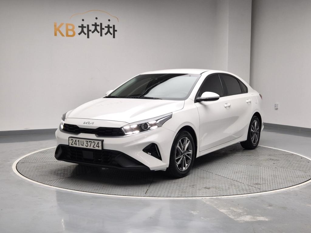2022 KIA THE NEW K3 