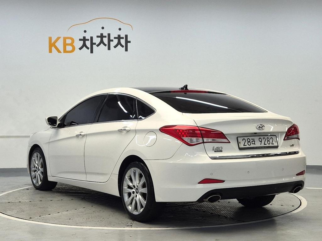 2014 HYUNDAI i40 