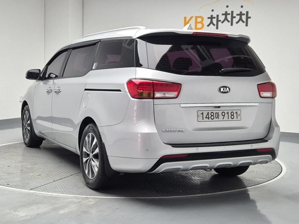 2017 KIA ALL NEW CARNIVAL 