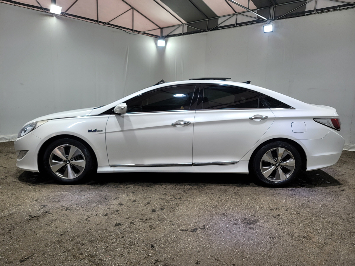 2012 HYUNDAI YF SONATA HYBRID 