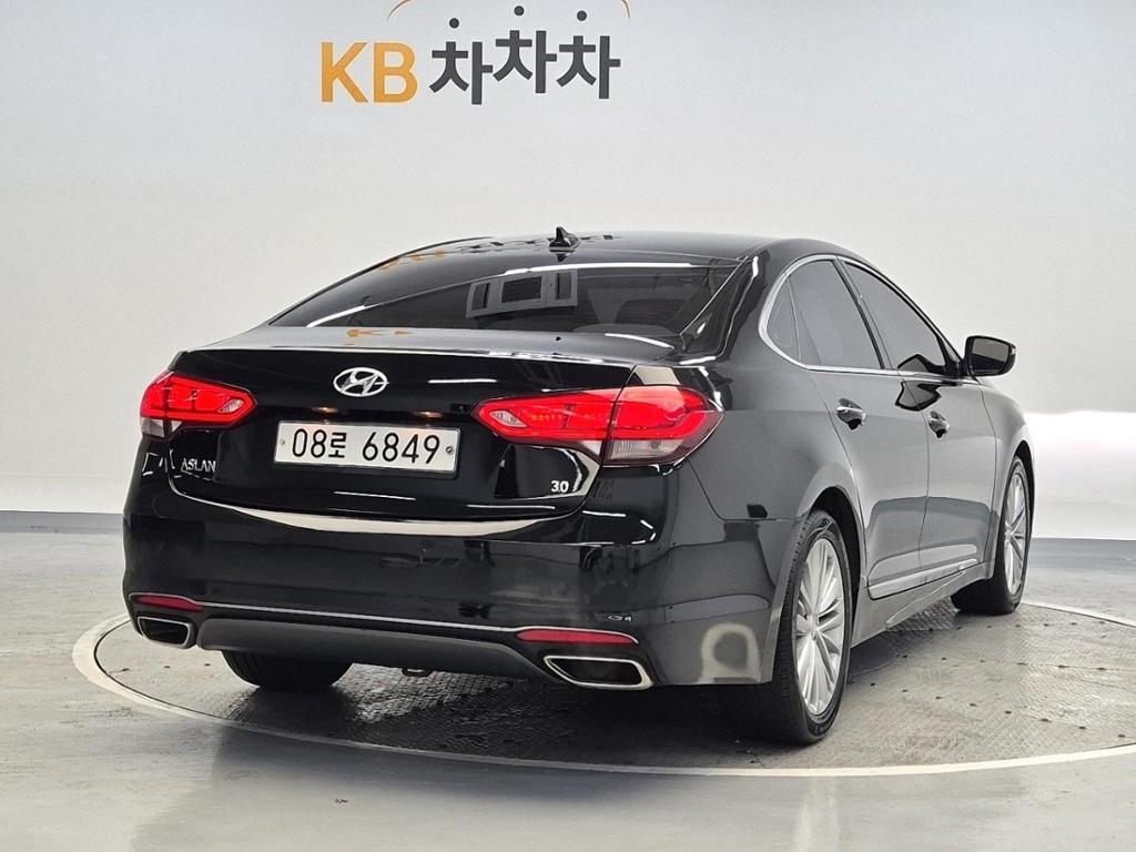 2018 HYUNDAI ASLAN 