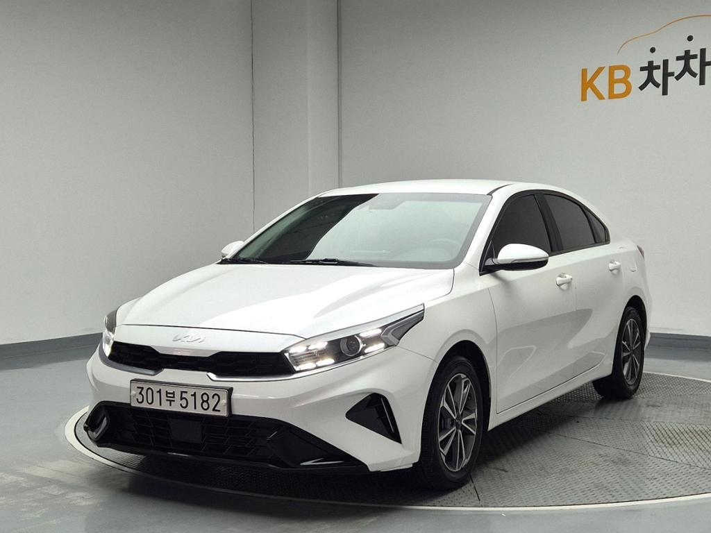 2022 KIA THE NEW K3 