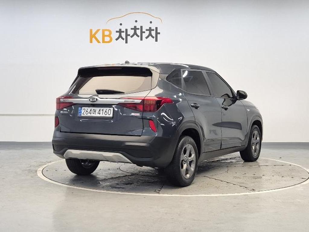 2021 KIA SELTOS 