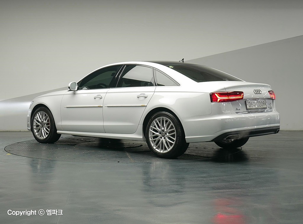 2016 AUDI A6 (4Gen) 