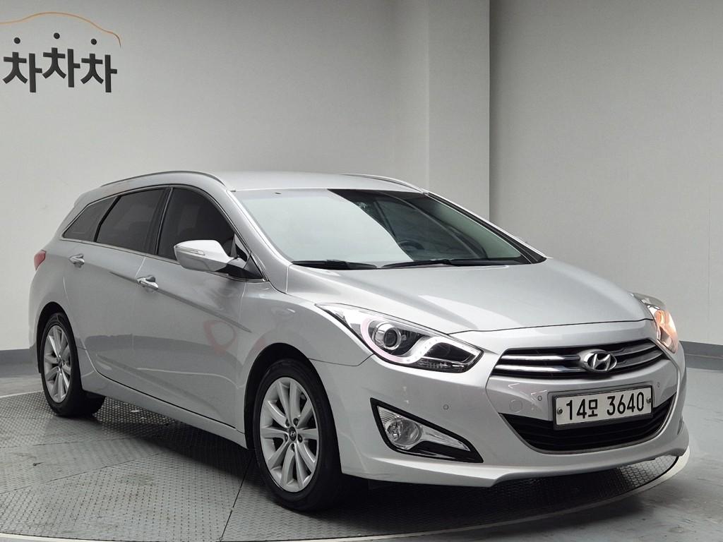 2012 HYUNDAI i40 