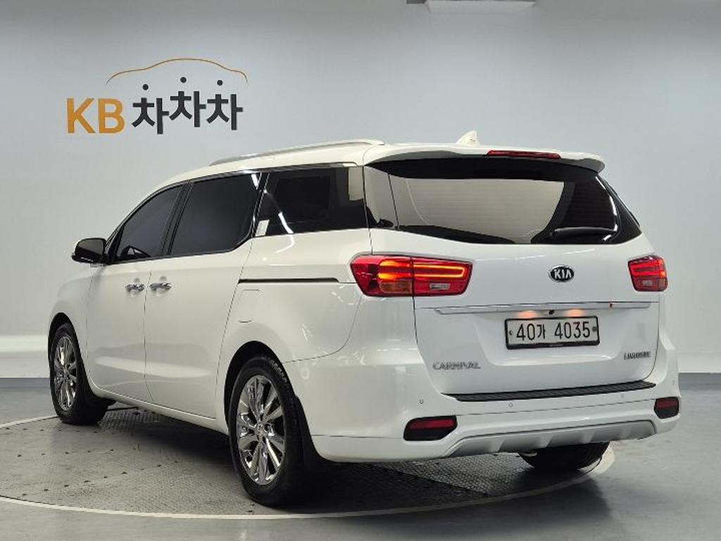 2019 KIA THE NEW CARNIVAL 