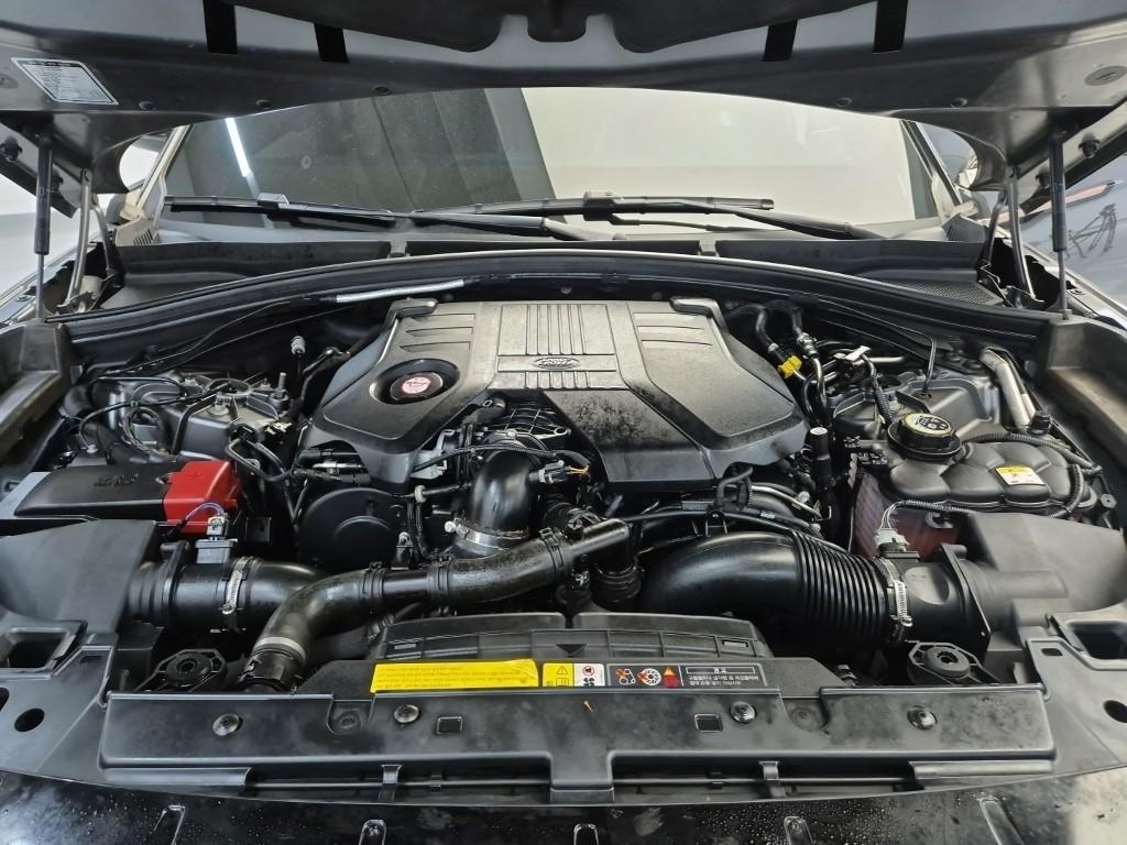 2018 LAND ROVER RANGE ROVER VELLA 