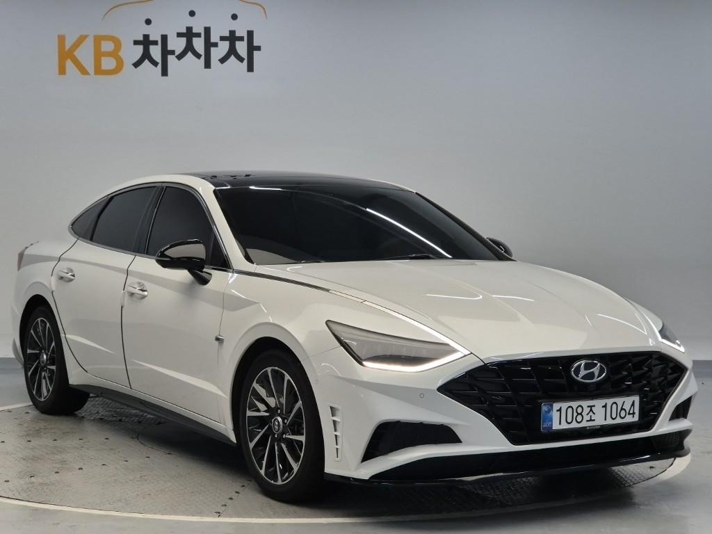 2021 HYUNDAI SONATA (DN8) 